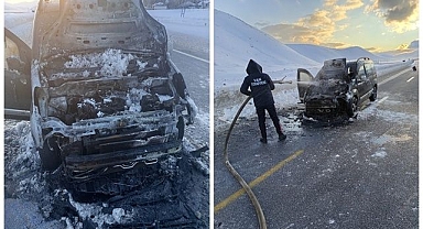 Yanan kamyonetten geriye külleri kaldı