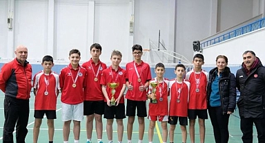 Yıldızlar Badminton İl Birinciliği tamamlandı