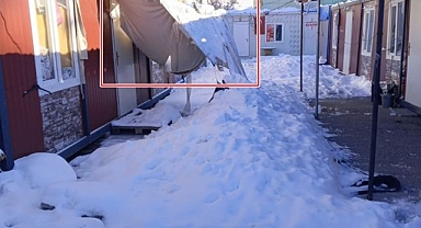 Yoğun kar yağışına dayanamadılar