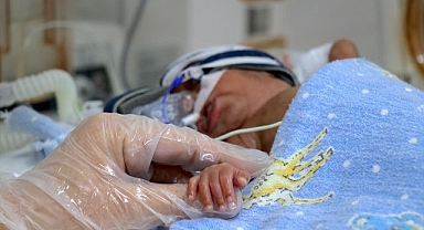 Yüzlerce prematüre bebeğe hayat dokunuşu