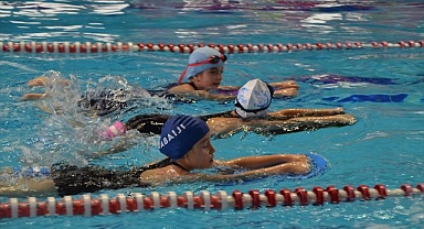 Yüzme Bilmeyen Kalmasın projesi sürüyor