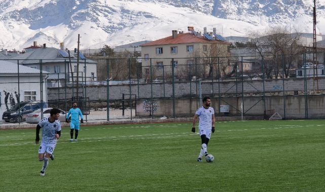 Amatör futbol maçları devam ediyor