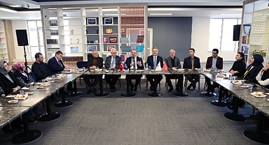 Atatürk Üniversitesinde TEKNOFEST toplantısı 