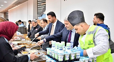 Aynı sofrada buluştular