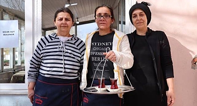 Babadan kızlarına: Çay ocağını üç kız kardeş işletiyor 