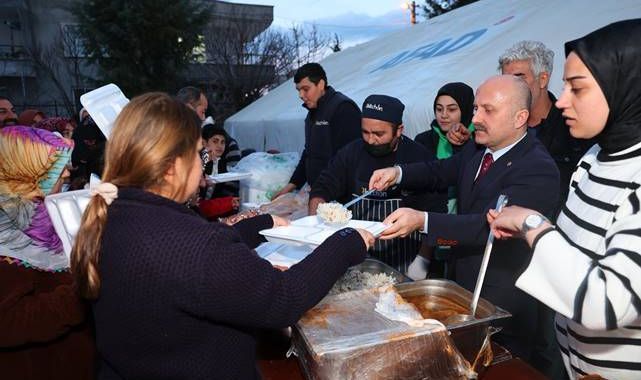  'Bereket sofralarda, kardeşlik gönüllerde' iftar buluşması   