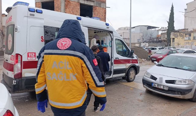 Bıçaklı kavgada yaralandı!