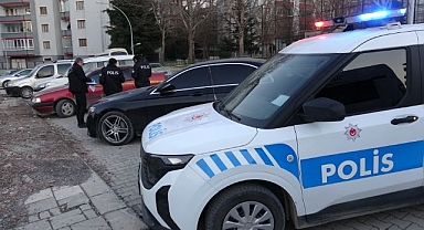 Çıkan kavgada bıçaklar çekildi!