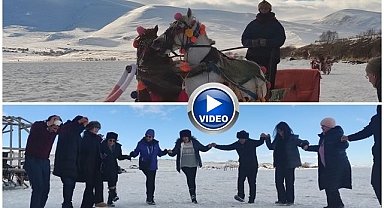 Çıldır Gölü üzerinde atlı gezi ve halay keyfi 