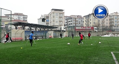 Depremde 4 futbolcusunu kaybeden takım pes etmiyor