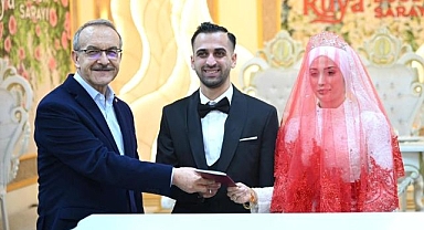 Depremin acılarını yeni yuvasıyla unutacak