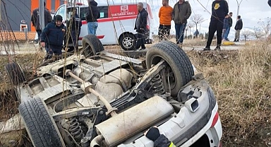 Direksiyon hakimiyetini kaybetti şarampole uçtu