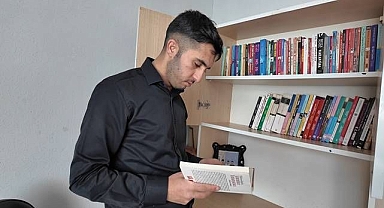 Engelli genç kitap yazarak hayata tutundu   