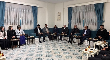 Erzurum'da iftar sofrasında anlamlı buluşma   