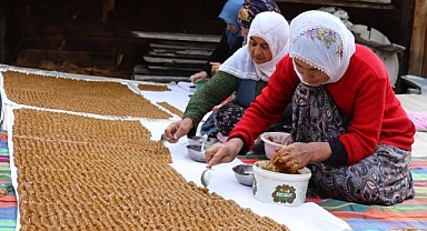 Erzurum'da köylerde keş mesaisi 