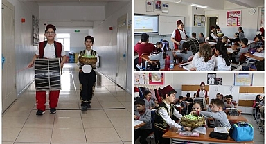 Erzurum'da minikler ramazanı davul ve manilerle karşıladı