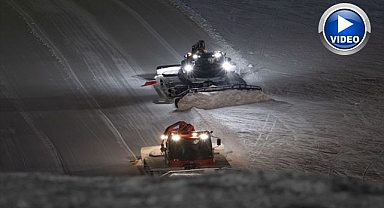 Erzurum'da Pistler gece boyu kayakseverler için hazırlanıyor