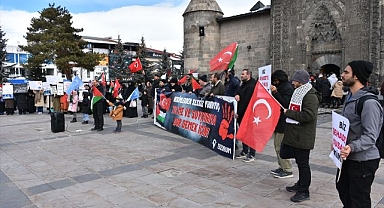 Erzurum'da sağlıkçılar Gazze için yürüdü
