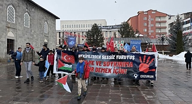 Erzurum'da sağlıkçılar Gazze için yürüdü
