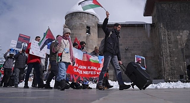Erzurum'da sessiz yürüyüş devam ediyor!