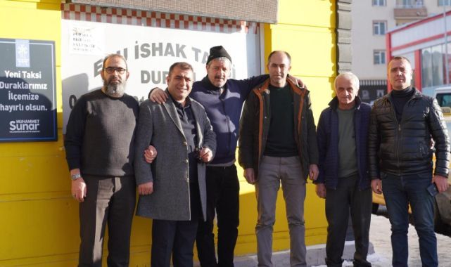 Palandöken'de taksi durakları sıcacık yuvaya dönüştü