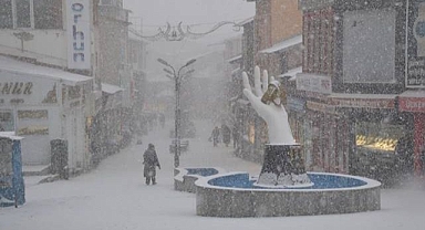 Erzurum’da tüm kuyumcular kepenk kapattı