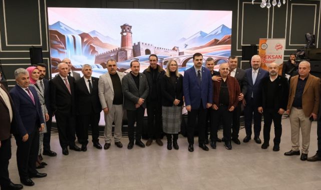 Erzurumlular İzmir'de herfene gecesinde buluştu