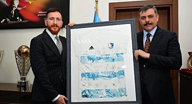 Erzurumspor’dan Bakan Çiftçi’ye veda mesajı