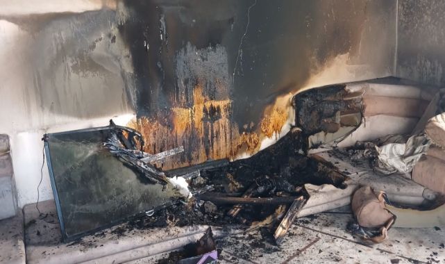 Evde çıkan yangın korkuttu