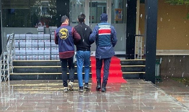 Firari hükümlü yakayı ele verdi!