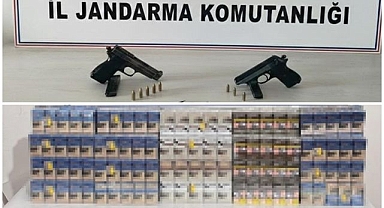 Hem silah, hem kaçak sigara... Yol kontrolünde ele geçirildi