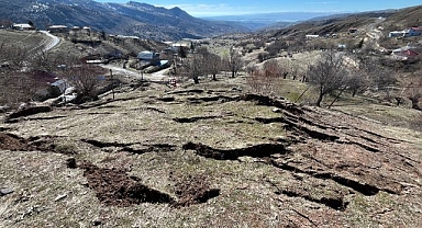 Heyelan alarmı! 7 ev tahliye edildi