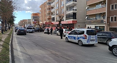 İki aile arasında bıçaklı kavga!