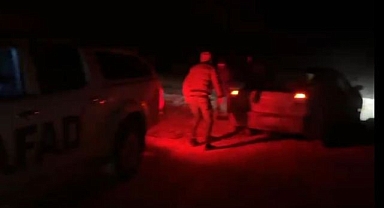 Kar ve tipiden yolda mahsur kaldılar