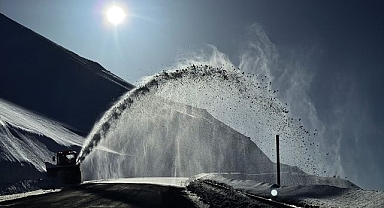 Karla mücadele çalışmaları sürüyor