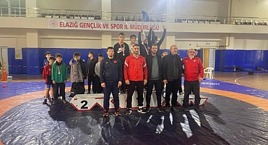 Madalyaları silip süpürdüler