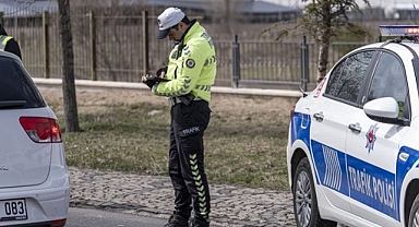 Meclis'te kabul edildi! Trafikte bunu yapan yandı