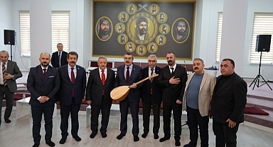 Milli Eğitim Bakanı Erzurum'da cemevini ziyaret etti