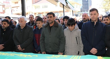 Motosiklet kazasında hayatını kaybetti 