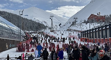 Palandöken'de hafta sonu yoğunluğu