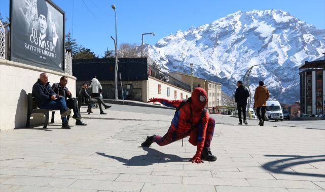 Türkiye'yi gezen fenomen şimdi o ilde!