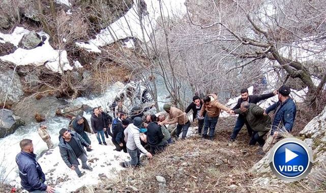 Uçuruma yuvarlanan araçta can pazarı: 3 ölü, 5 yaralı 