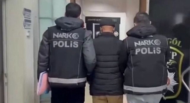 Vücutlarında sakladılar, politen kaçamadılar!