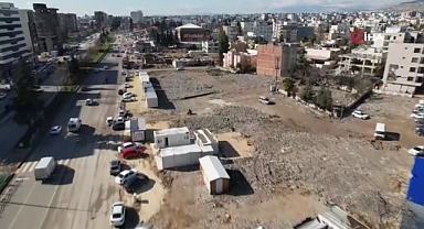 Yıkımın boyutu havadan görüntülendi