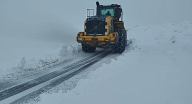 13 köy ve 32 mezra yolu ulaşıma kapandı