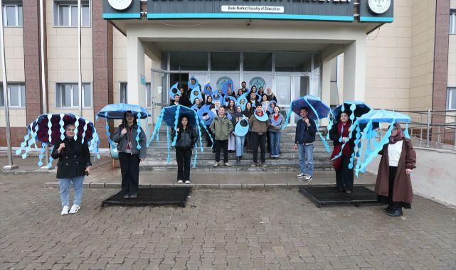 24 saat 5 litre suyla farkındalık yaptılar