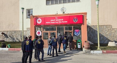 25 yıl hapis cezası bulanan 5 şahıs yakalandı