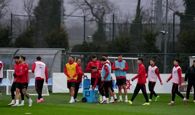 A Milli Futbol Takımı, Romanya maçı hazırlıklarını sürdürdü