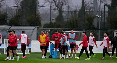 A Milli Futbol Takımı, Romanya maçı hazırlıklarını sürdürdü