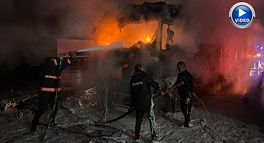 Alevlere teslim olan tırlar kullanılamaz hale geldi!